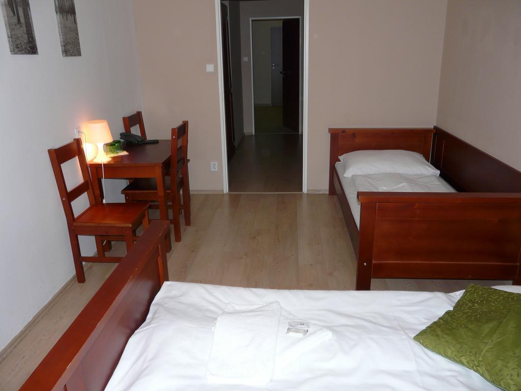 Hotel Ondras Zlín Oda fotoğraf