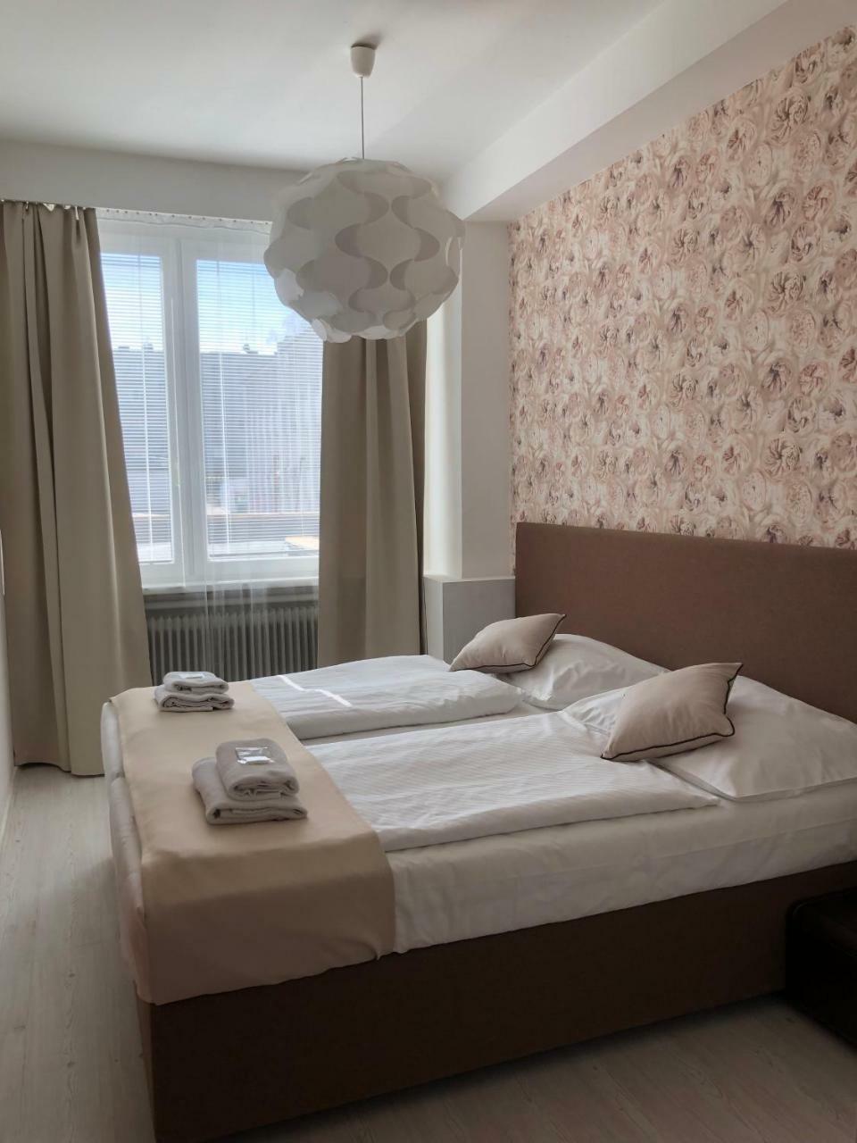 Hotel Ondras Zlín Dış mekan fotoğraf