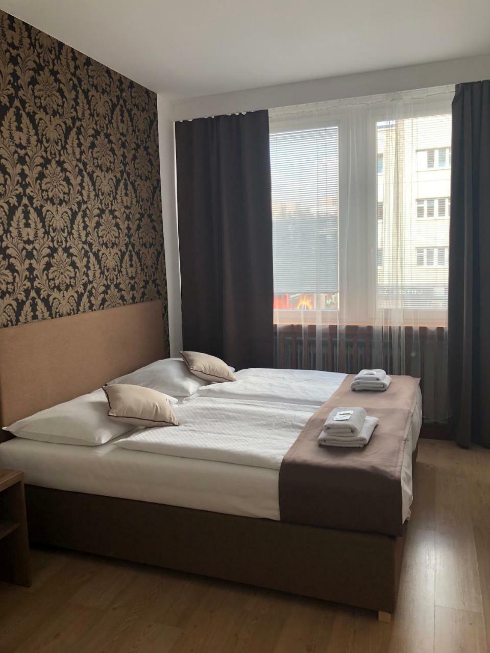 Hotel Ondras Zlín Dış mekan fotoğraf