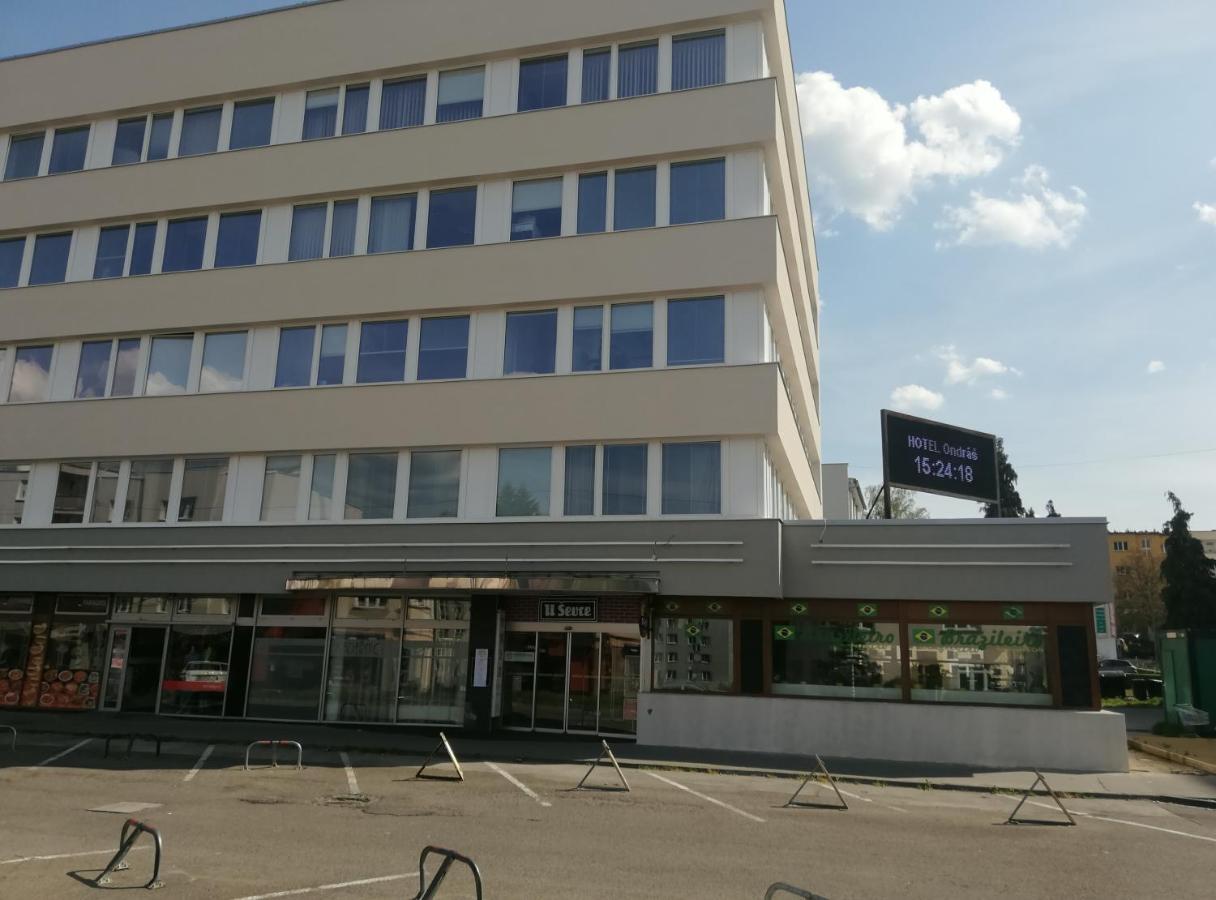 Hotel Ondras Zlín Dış mekan fotoğraf